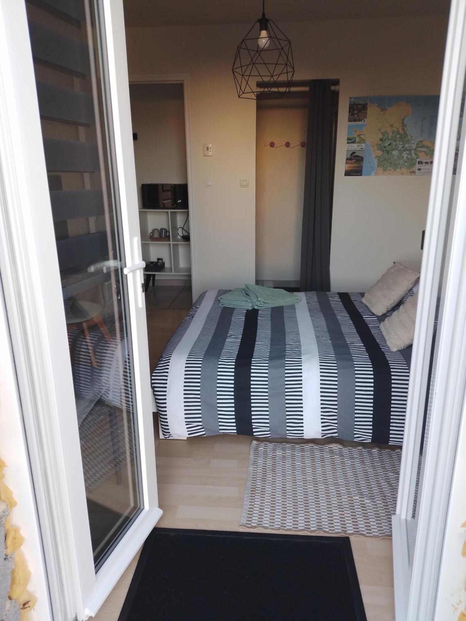 Chambre Carentan Les Marais Aux Calme Tres Reposant Saint-Hilaire-Petitville Exterior foto